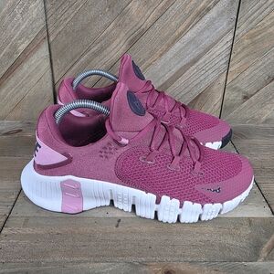 Nike Free Metcon 4 Womens Athletic Training Shoes Size 9 Sweet Beet CZ0596-600